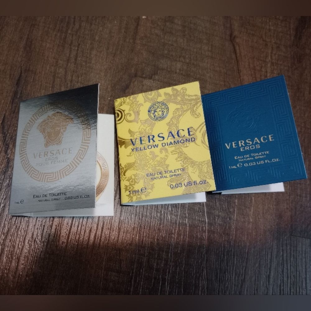 Versace perfume vials bundle 1ml each